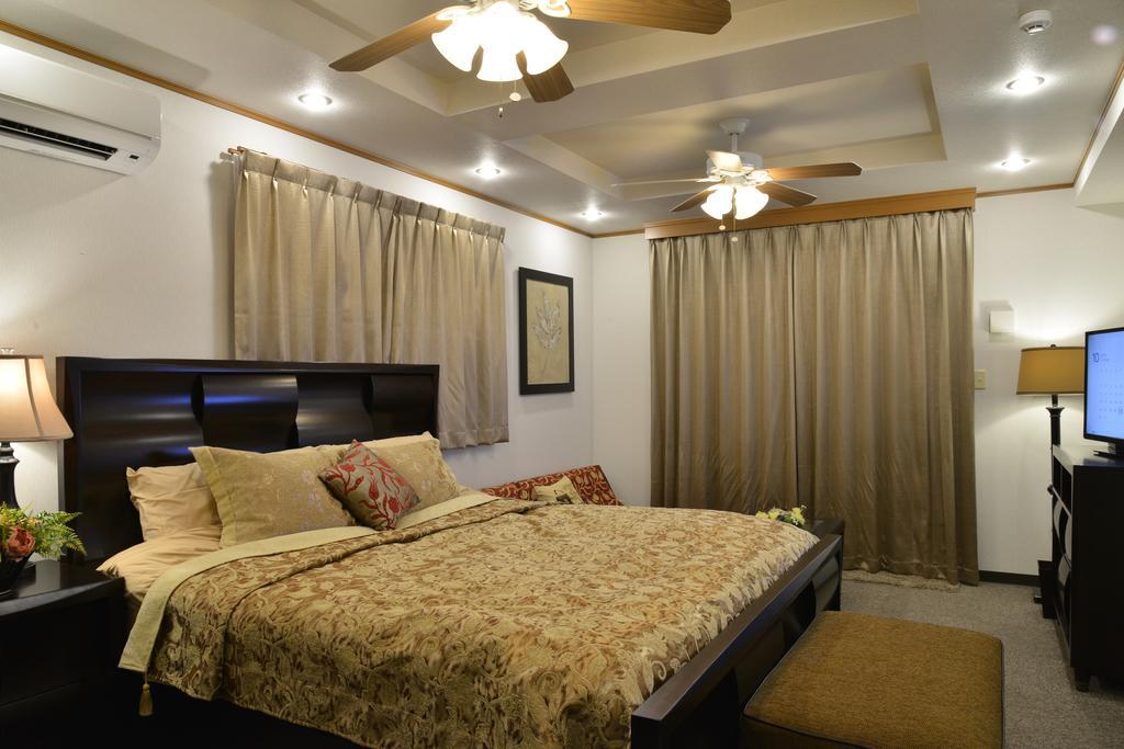 Villa Maeda Biru House Onna Exterior foto
