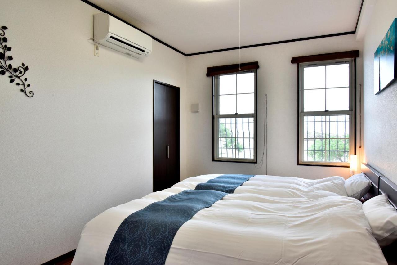 Villa Maeda Biru House Onna Exterior foto